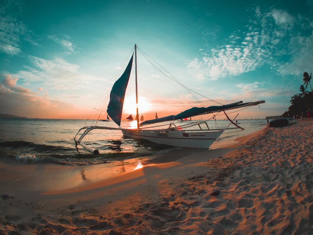 Jadwal live draw PCSO 3× per minggu — Philippines Boracay beach paradise, Sen/Rab/Jum 20:00 WIB