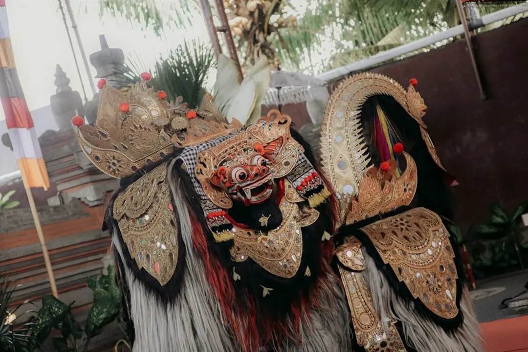 Kode alam Lesmanawati